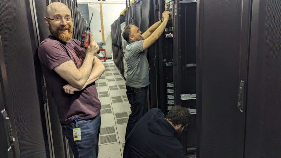 remote-hands-576x324